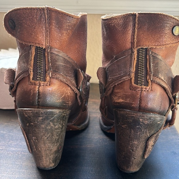 FREEBIRD BOOTIES - Picture 5 of 8